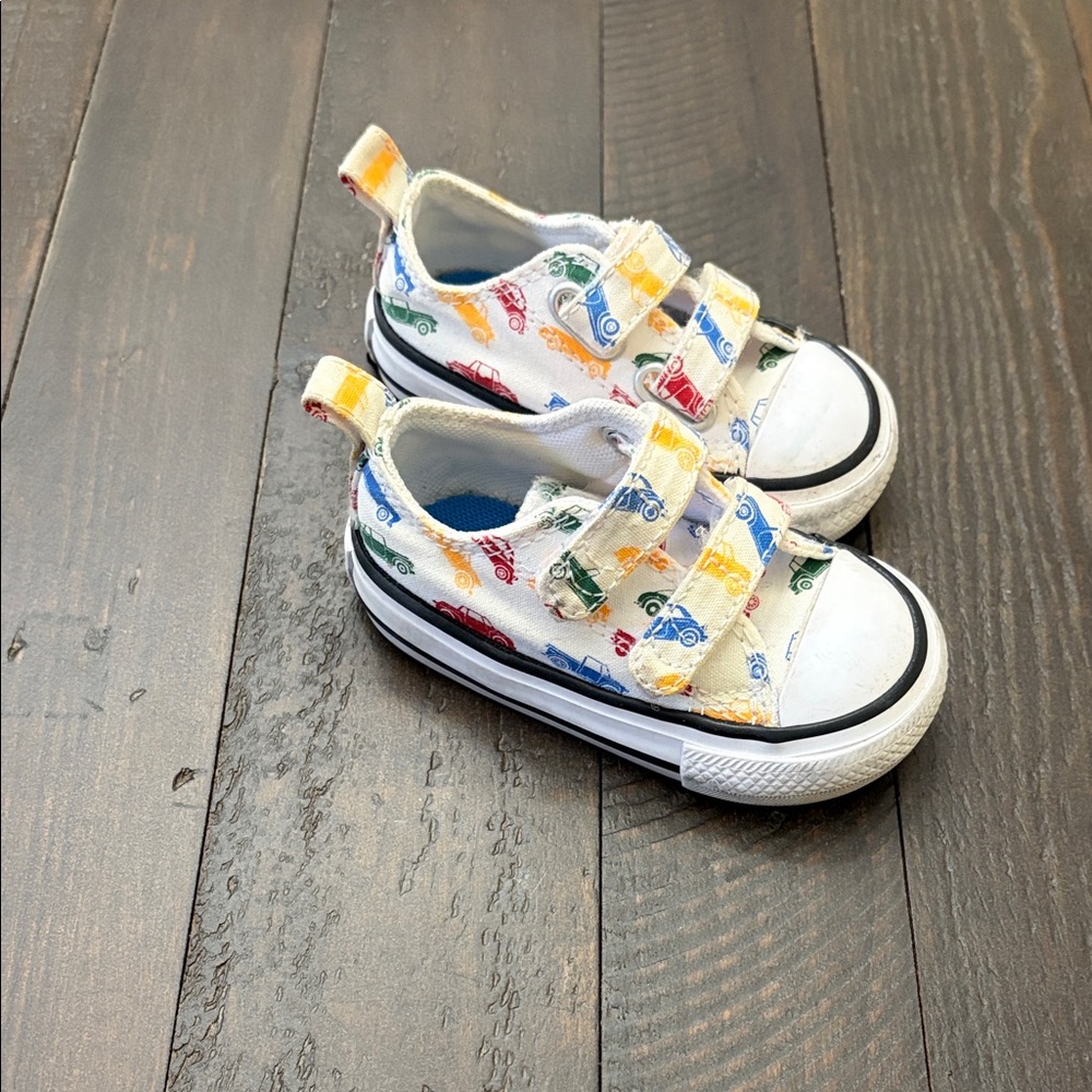Kids White Canvas Sneakers with Multicolor Car Print Converse